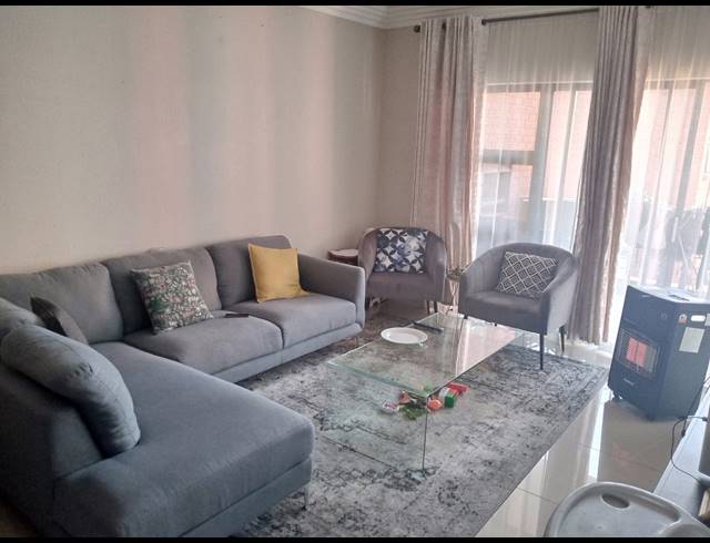 3 BEDROOM SECTIONAL TITLE FOR SALE IN EVELEIGH